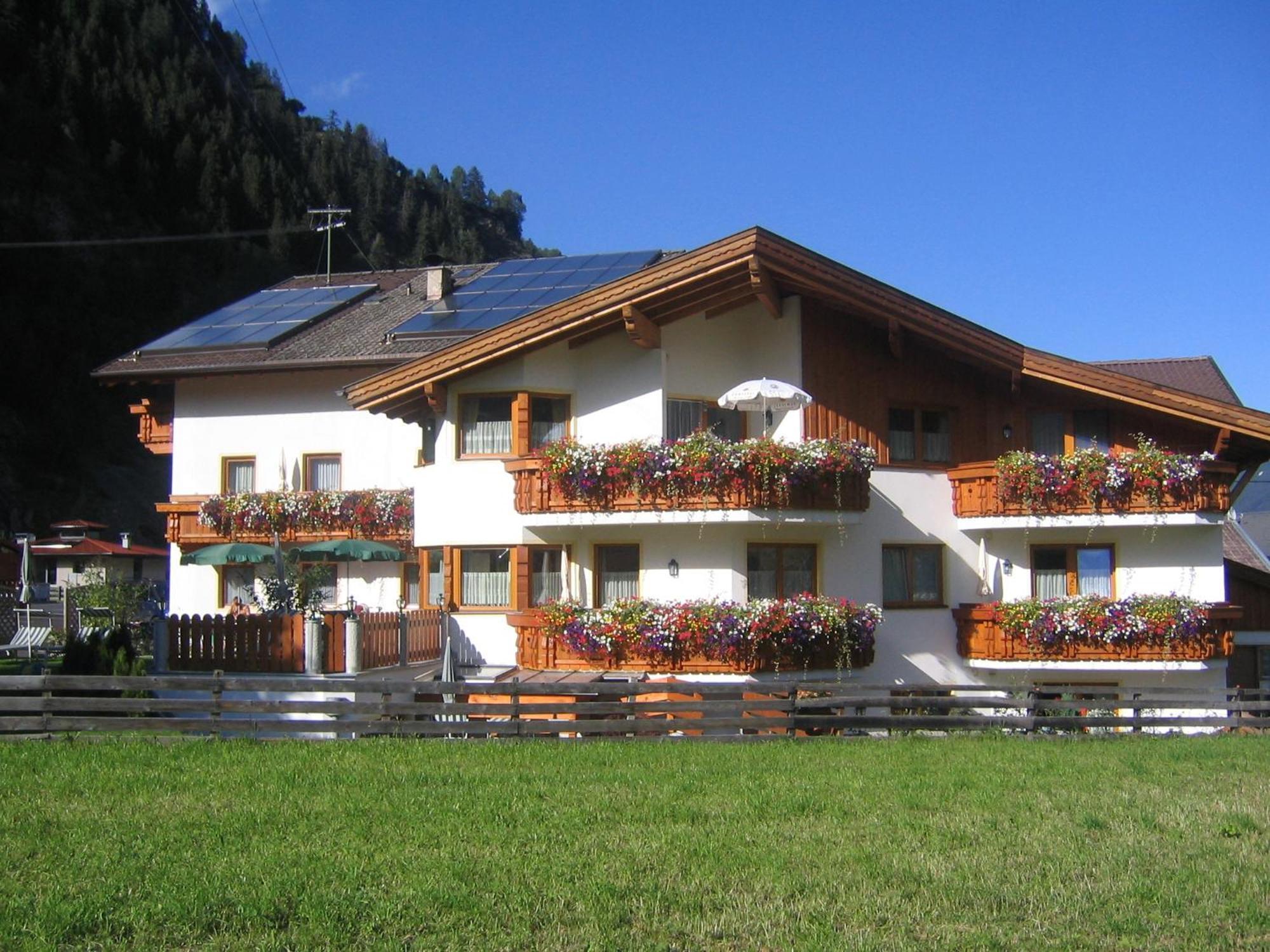 Alpenpension Elferblick Нойщифт им Щубайтал Екстериор снимка